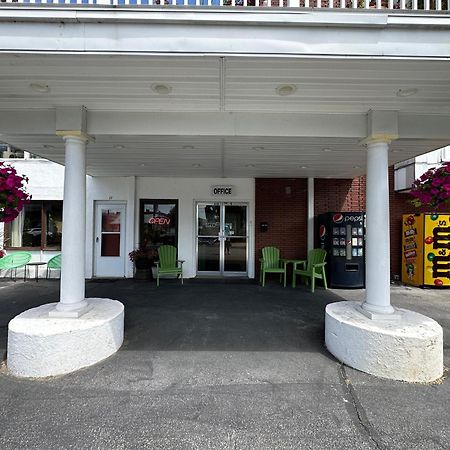 O'Sullivan'S Motel Lake George Exteriér fotografie