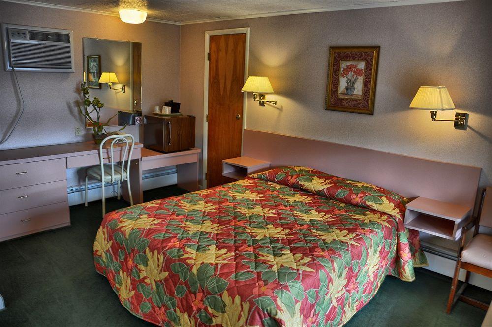 O'Sullivan'S Motel Lake George Exteriér fotografie