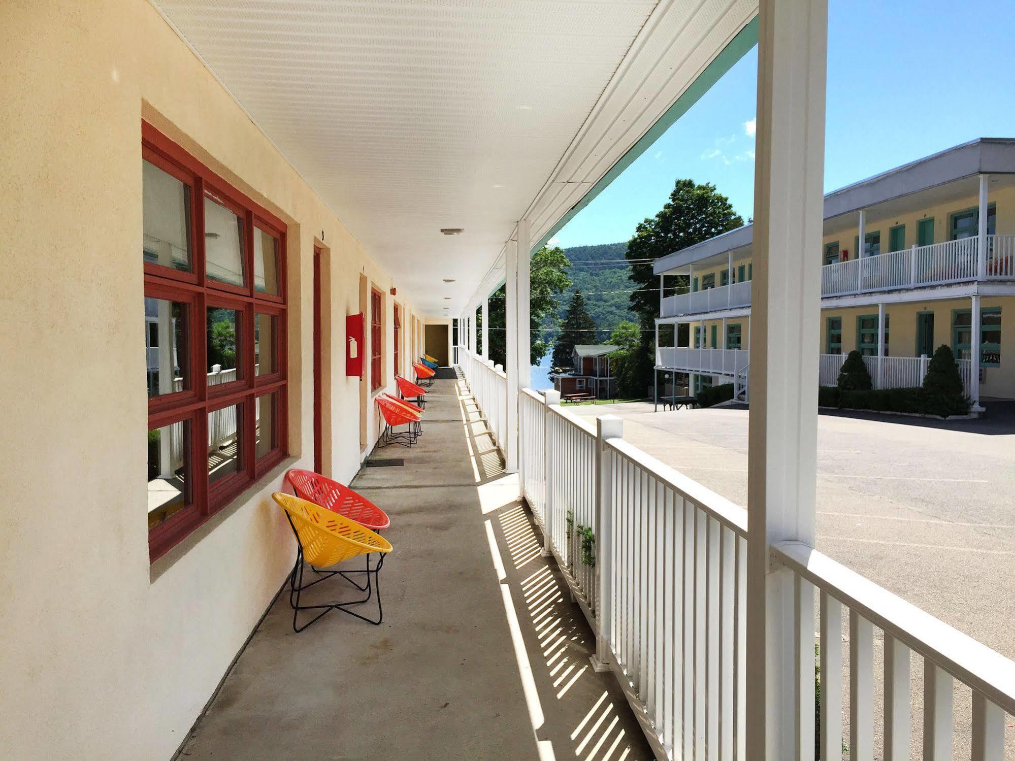 O'Sullivan'S Motel Lake George Exteriér fotografie